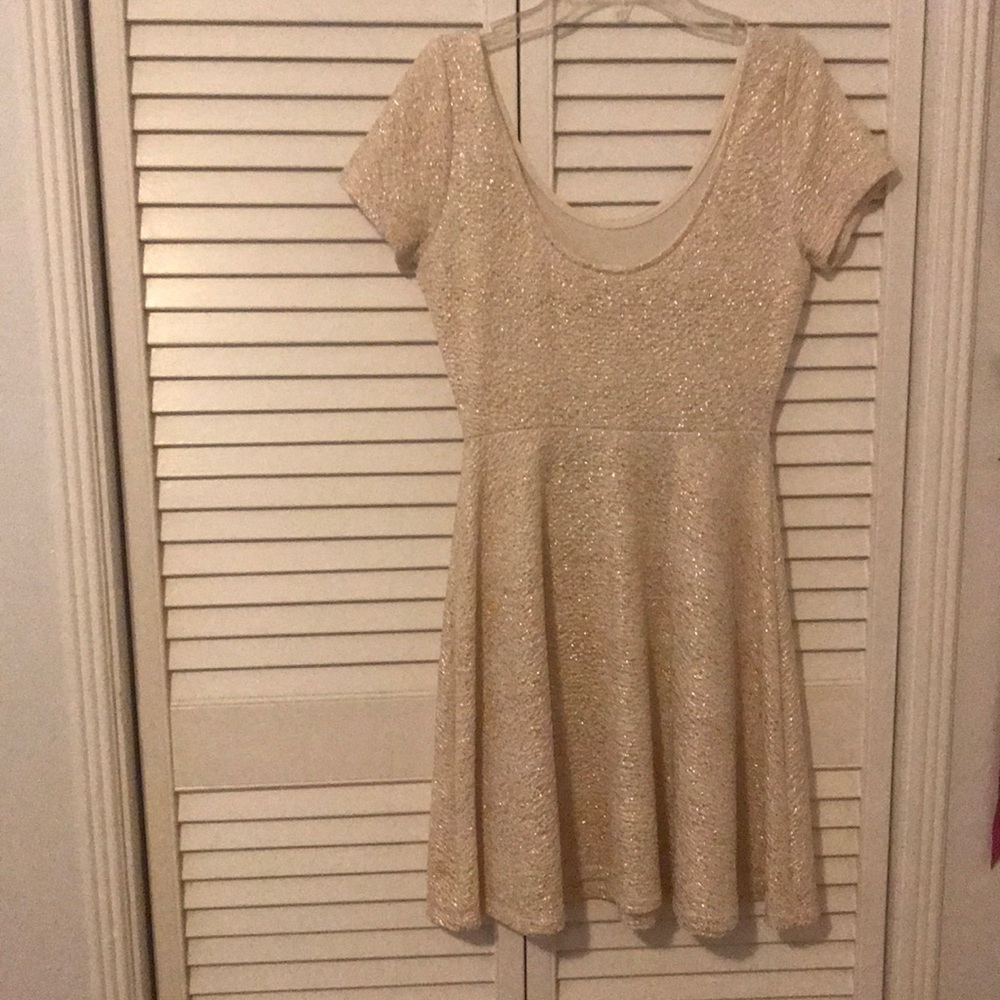 Beige dress with gold sparkles